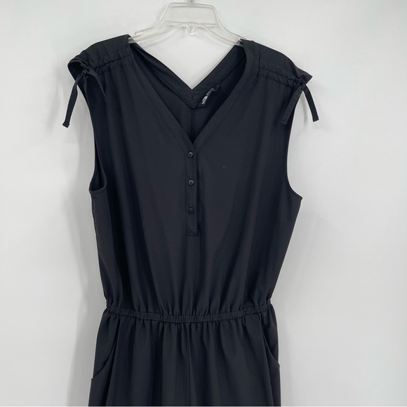 The North Face Women’s Black Sleeveless Jumpsuit Button Front V Neck Size XL - Picture 5 of 12
